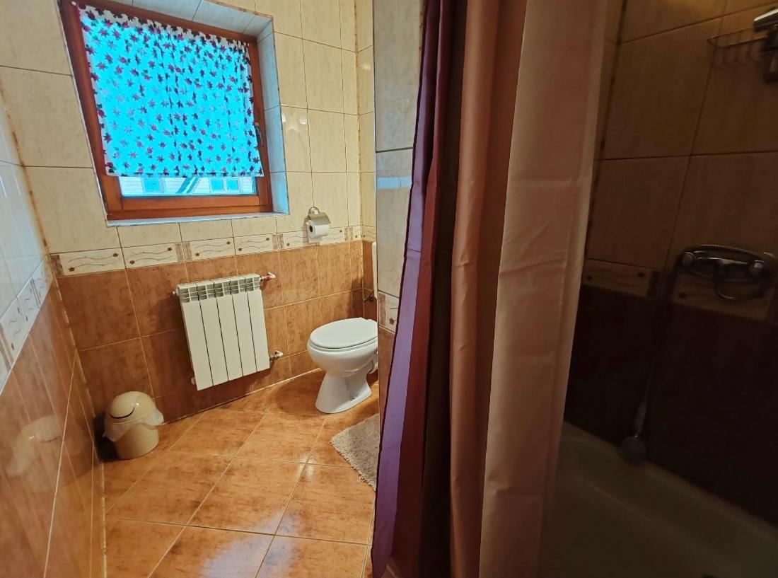 Domek Widokowka كوشتيليسكا الغرفة الصورة